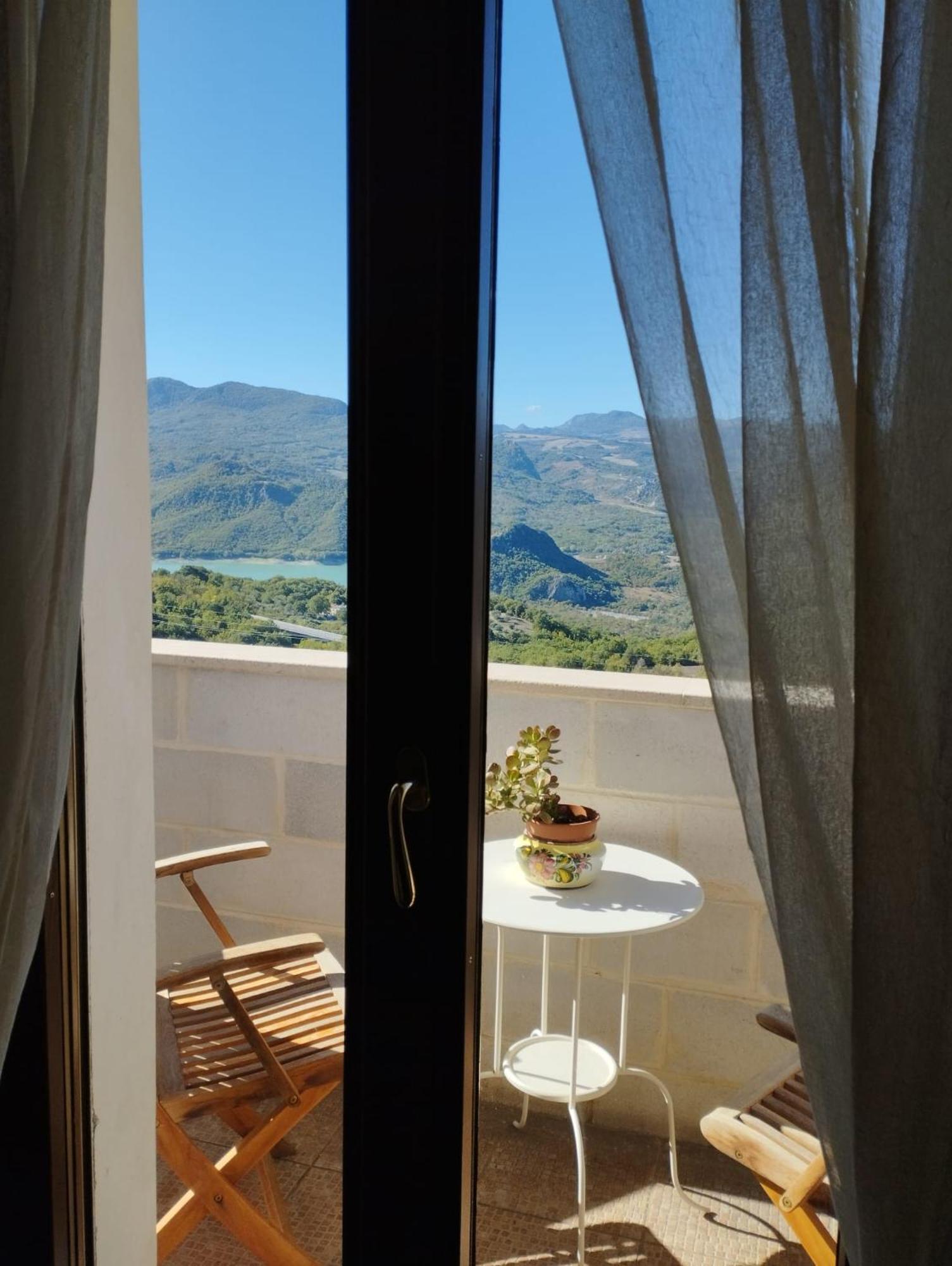 B&B "Za' Vittoria"#Lagodibomba Zewnętrze zdjęcie